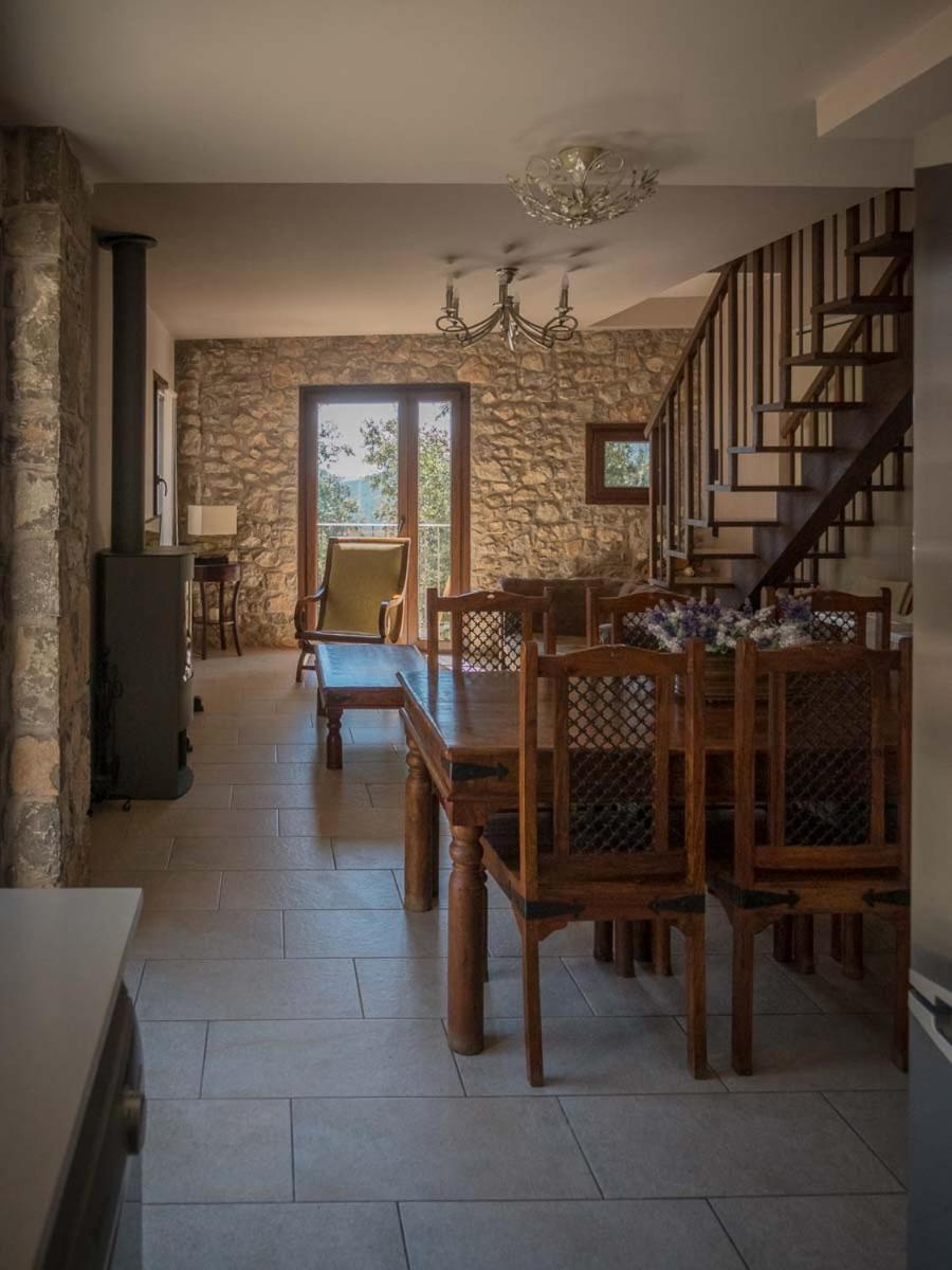 Viladomatrural La Nou de Bergueda Exterior foto