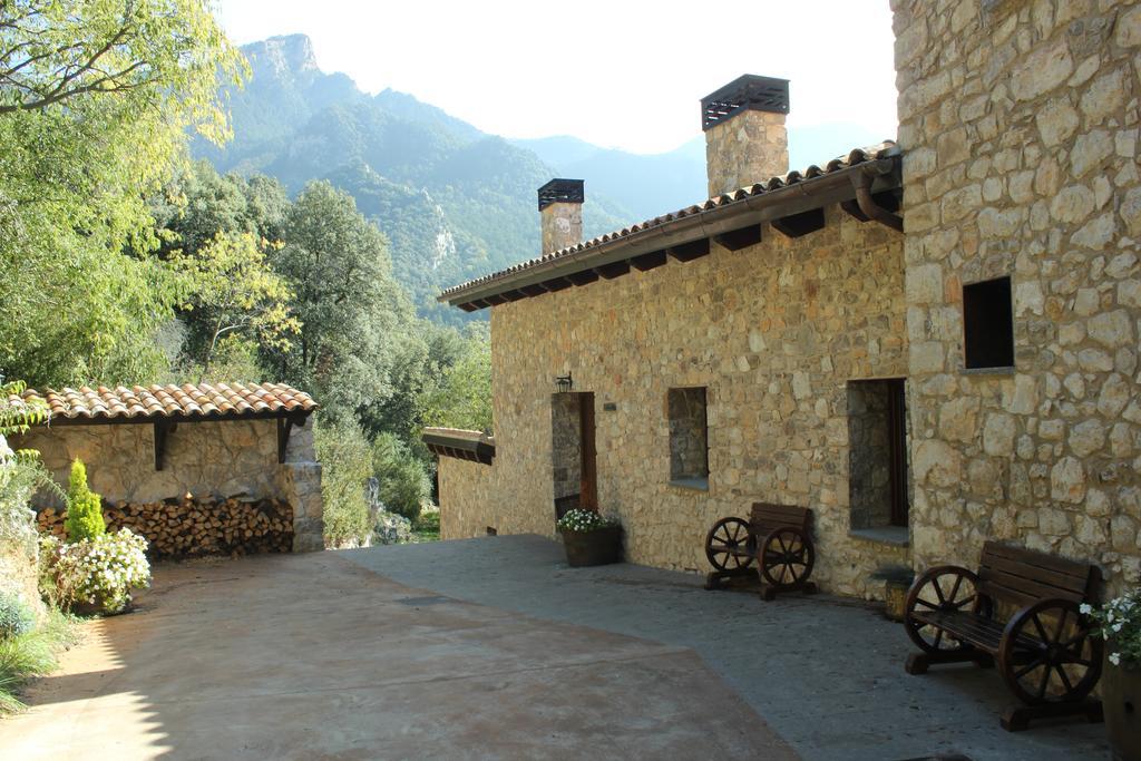 Viladomatrural La Nou de Bergueda Exterior foto