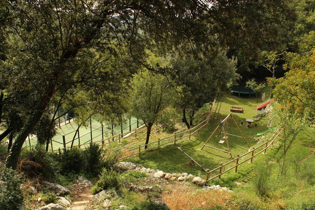 Viladomatrural La Nou de Bergueda Exterior foto